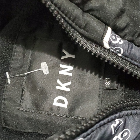 DKNY jacket boys 18T 18 months toddler black white puffer new york - Picture 14 of 15